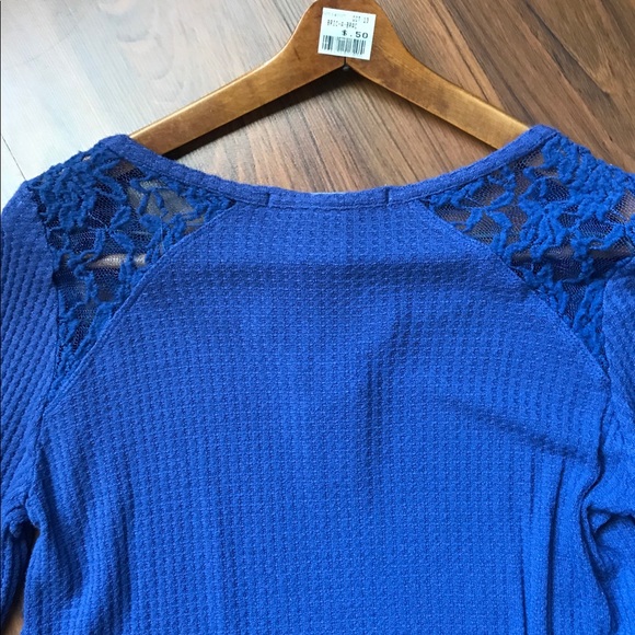 American Rag top. - Picture 3 of 3